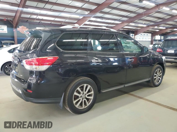 2015 Nissan Pathfinder SV with VIN 5N1AR2MM0FC686885, listed as a Copart auction lot 55508405 with 204,274 mi miles and Clean Title. Bid and sale history available at carsss.com. Image 3.