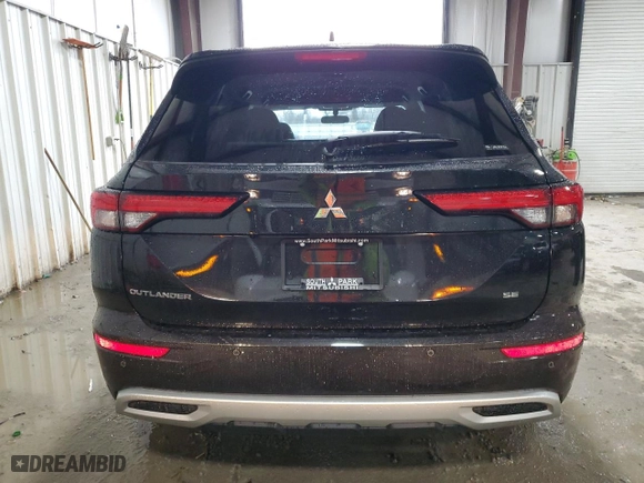 2024 Mitsubishi Outlander SE with VIN JA4J4VA8XRZ058825, listed as a Copart auction lot 85542784 with 3,607 mi miles and Salvage Title. Bid and sale history available at carsss.com. Image 6.