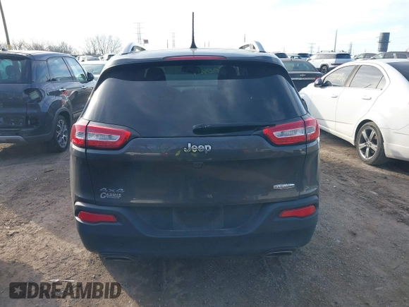 2016 Jeep Cherokee Latitude with VIN 1C4PJMCS7GW246423, listed as a IAAI auction lot 41805421 with 60,880 mi miles and . Bid and sale history available at carsss.com. Image 16.