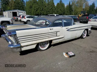 1958 Oldsmobile 88 z VIN 587M54933, wystawiony jako Copart lot #53116955 z przebiegiem 71 510 mil mil oraz Czysty tytuł • Clean title. Historia ofert i sprzedaży dostępna na DreamBid. Obrazek 3.
