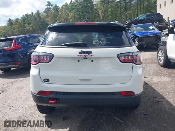 2020 Jeep Compass Trailhawk with VIN 3C4NJDDBXLT189303, listed as a IAAI auction lot 42215585 with 51,453 mi miles and . Bid and sale history available at DreamBid. Image 16.