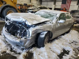 2002 Cadillac DeVille DTS with VIN 1G6KF57912U199809, listed as a Copart auction lot 87372504 with 154,663 mi miles and Salvage Title. Bid and sale history available at carsss.com. Image 1.