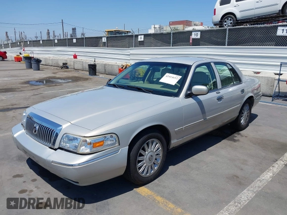 2008 Mercury Grand Marquis LS z VIN 2MEFM75V08X662376, wystawiony jako IAAI lot #42414652 z przebiegiem 86 537 mil mil oraz . Historia ofert i sprzedaży dostępna na DreamBid. Obrazek 2.