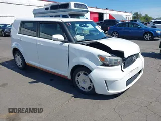 2010 Scion xB z VIN JTLZE4FE1A1106959, wystawiony jako IAAI lot #42035124 z przebiegiem 99 688 mil mil oraz . Historia ofert i sprzedaży dostępna na DreamBid. Obrazek 1.
