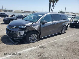2023 Toyota Sienna XLE with VIN 5TDYRKEC1PS136815, listed as a Copart auction lot 61758115 with 80,656 mi miles and Salvage title. Bid and sale history available at DreamBid. Image 1.