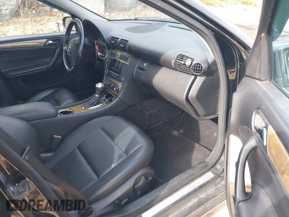 2007 Mercedes-Benz C 230 Sport with VIN WDBRF52H47A939760, listed as a IAAI auction lot 42047369 with 163,027 mi miles and . Bid and sale history available at DreamBid. Image 5.