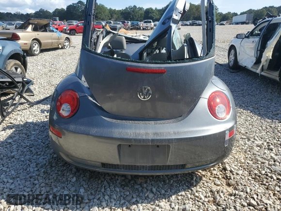 2006 Volkswagen Beetle z VIN 3VWRR31C26M401236, wystawiony jako Copart lot #72189394 z przebiegiem Nie podano mil oraz Szkoda całkowita • Salvage title. Historia ofert i sprzedaży dostępna na DreamBid. Obrazek 6.