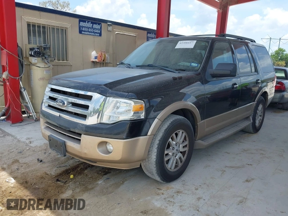 2012 Ford Expedition XLT с VIN 1FMJU1H53CEF35048, выставлен на аукционе IAAI как лот 42306617 с пробегом 242 990 миль миль и . История ставок и продаж доступна на DreamBid. Изображение 17.