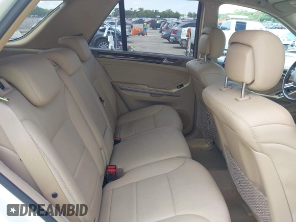 2011 Mercedes-Benz M 350 z VIN 4JGBB8GB6BA750861, wystawiony jako IAAI lot #42413339 z przebiegiem 185 866 mil mil oraz . Historia ofert i sprzedaży dostępna na DreamBid. Obrazek 8.