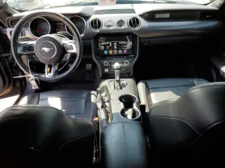 2018 Ford Mustang GT z VIN 1FA6P8CF4J5106417, wystawiony jako Copart lot #53315025 z przebiegiem 61 852 mil mil oraz Szkoda całkowita • Salvage title. Historia ofert i sprzedaży dostępna na DreamBid. Obrazek 8.