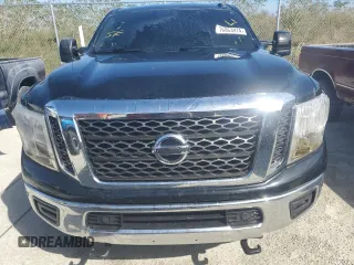 2018 Nissan Titan XD SV with VIN 1N6AA1RP8JN505826, listed as a Copart auction lot 76063974 with 0 mi miles and Non Repairable. Bid and sale history available at carsss.com. Image 5.