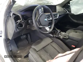2024 BMW X3 xDrive30i z VIN 5UX53DP03R9U60593, wystawiony jako Copart lot #59640094 z przebiegiem Nie podano mil oraz Szkody całkowita. Historia ofert i sprzedaży dostępna na DreamBid. Obrazek 8.