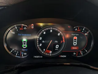 2017 Cadillac CTS-V z VIN 1G6A15S60H0208958, wystawiony jako Copart lot #43529704 z przebiegiem 74 025 mil mil oraz Szkoda całkowita • Salvage title. Historia ofert i sprzedaży dostępna na DreamBid. Obrazek 9.