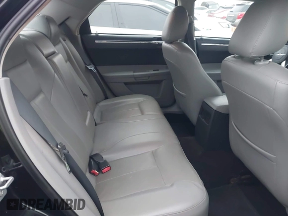 2007 Chrysler 300 Touring with VIN 2C3KA53G87H821367, listed as a IAAI auction lot 41614487 with 84,592 mi miles and . Bid and sale history available at DreamBid. Image 8.