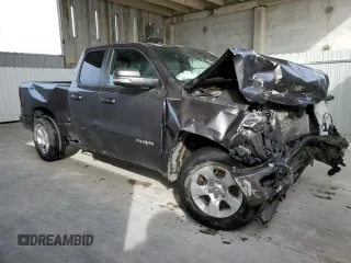 2021 Ram 1500 Lone Star z VIN 1C6RREBT8MN712516, wystawiony jako Copart lot #39752564 z przebiegiem Nie podano mil oraz Nie do naprawy • Non repairable. Historia ofert i sprzedaży dostępna na DreamBid. Obrazek 4.
