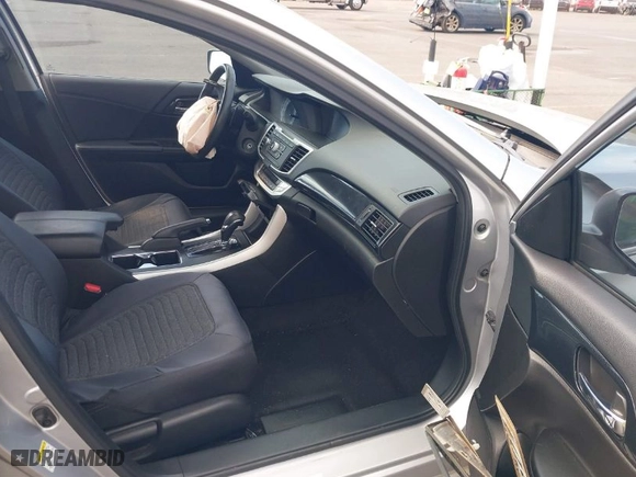 2015 Honda Accord Sedan Sport with VIN 1HGCR2F53FA060487, listed as a IAAI auction lot 41350122 with 153,940 mi miles. Bid and sale history available at carsss.com. Image 5.