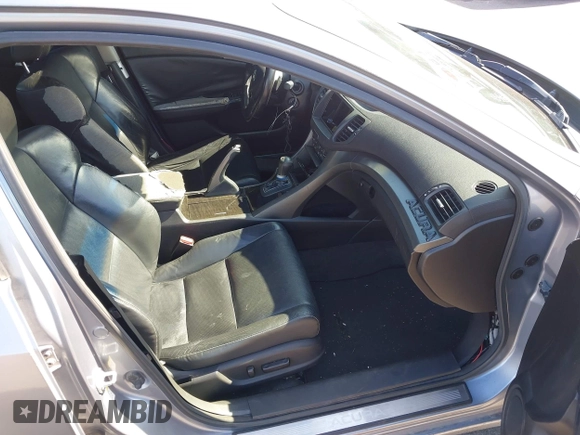 2011 Acura TSX z VIN JH4CU2F61BC012652, wystawiony jako IAAI lot #41980560 z przebiegiem 173 143 mil mil oraz . Historia ofert i sprzedaży dostępna na DreamBid. Obrazek 5.