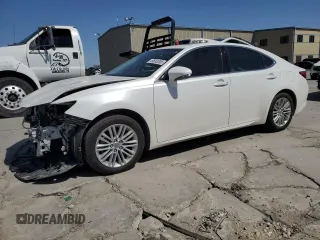 2014 Lexus ES 350 with VIN JTHBK1GG8E2138200, listed as a Copart auction lot 49583395 with 86,650 mi miles and Salvage Title. Bid and sale history available at carsss.com. Image 1.