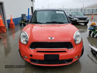 2012 MINI Countryman S with VIN WMWZC3C58CWM27870, listed as a Copart auction lot 46924325 with 117,911 mi miles and Salvage Title. Bid and sale history available at DreamBid. Image 5.