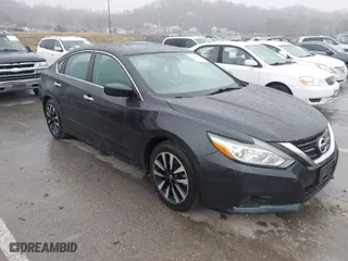 2018 Nissan Altima 2.5 SR with VIN 1N4AL3AP3JC165989, listed as a IAAI auction lot 41490589 with 84,879 mi miles. Bid and sale history available at carsss.com. Image 1.