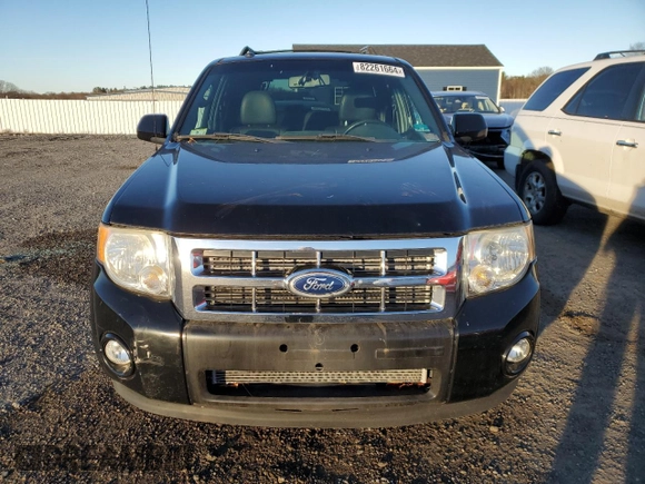 2010 Ford Escape Limited with VIN 1FMCU9E73AKC93731, listed as a Copart auction lot 82261664 with 114,912 mi miles and Non repairable. Bid and sale history available at DreamBid. Image 5.