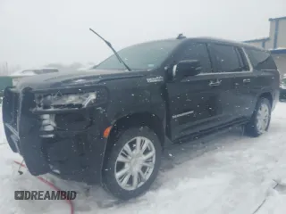 2021 Chevrolet Suburban High Country with VIN 1GNSKGKL1MR215513, listed as a Copart auction lot 44980705 with 134,620 mi miles and Salvage Title. Bid and sale history available at carsss.com. Image 1.