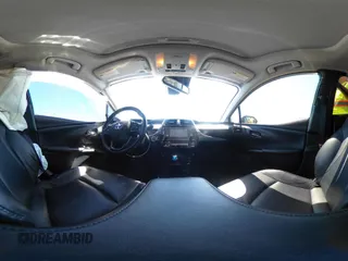 2019 Toyota Prius L Eco z VIN JTDKARFU5K3089070, wystawiony jako IAAI lot #42302536 z przebiegiem 122 911 mil mil oraz . Historia ofert i sprzedaży dostępna na DreamBid. Obrazek 18.