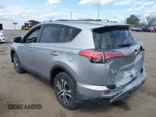 2018 Toyota RAV4 XLE with VIN 2T3WFREV9JW410102, listed as a IAAI auction lot 41929892 with 75,422 mi miles and . Bid and sale history available at carsss.com. Image 3.