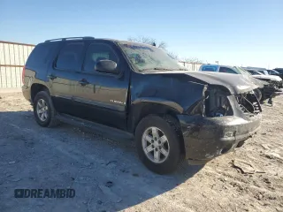 2009 GMC Yukon SLE w/3SA with VIN 1GKFC23C19R105937, listed as a Copart auction lot 85500104 with 238,907 mi miles and Salvage Title. Bid and sale history available at carsss.com. Image 4.