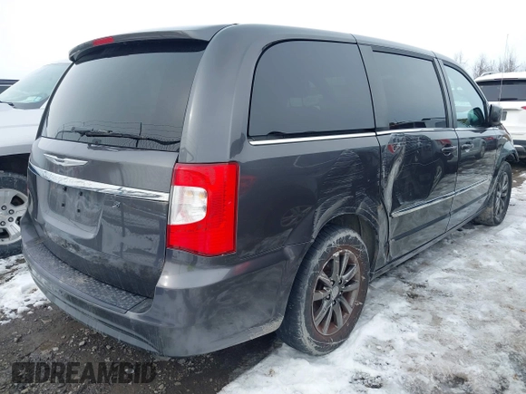 2016 Chrysler Town & Country S with VIN 2C4RC1HG3GR104925, listed as a IAAI auction lot 41682372 with 163,473 mi miles. Bid and sale history available at carsss.com. Image 4.