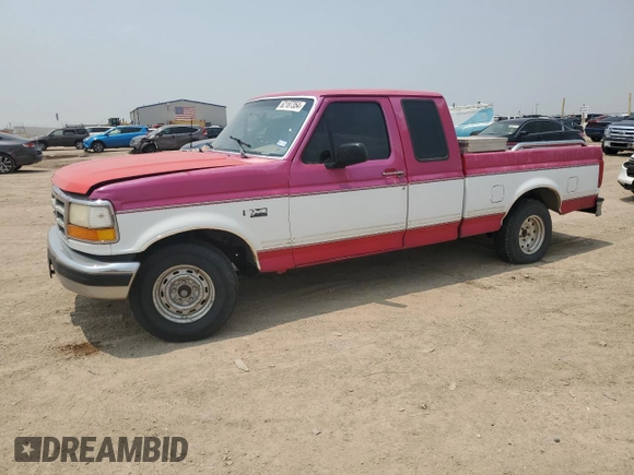 1994 Ford F-150 with VIN 1FTEX15N0RKA68814, listed as a Copart auction lot 62187354 with 181,561 mi miles and Clean Title. Bid and sale history available at carsss.com. Image 1.