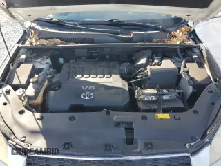 2009 Toyota RAV4 Ltd with VIN JTMZK31V095024683, listed as a Copart auction lot 42640645 with 227,349 mi miles and Clean Title. Bid and sale history available at carsss.com. Image 12.