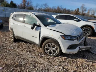 2024 Jeep Compass Latitude with VIN 3C4NJDBN0RT103387, listed as a Copart auction lot 84305554 with Not provided miles and Salvage title. Bid and sale history available at DreamBid. Image 4.