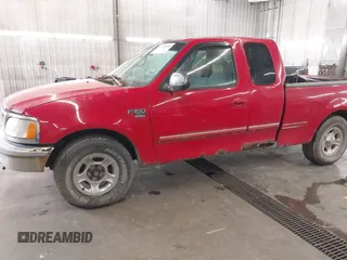 1998 Ford F-150 с VIN 1FTZX1761WKB08028, выставлен на аукционе IAAI как лот 40724830 с пробегом 243 198 миль миль и . История ставок и продаж доступна на DreamBid. Изображение 6.