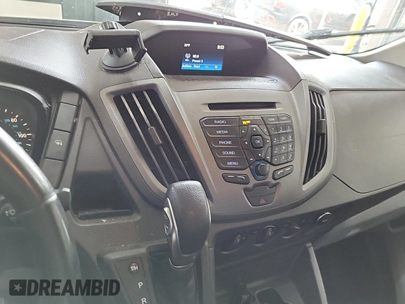 2017 Ford Transit z VIN 1FTYR1YM1HKB05586, wystawiony jako IAAI lot #42621311 z przebiegiem 110 277 mil mil oraz . Historia ofert i sprzedaży dostępna na DreamBid. Obrazek 4.