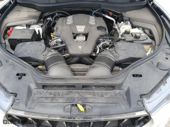 2022 Maserati Levante GT with VIN ZN661XUA2NX396142, listed as a Copart auction lot 74975334 with 0 mi miles and Salvage Title. Bid and sale history available at carsss.com. Image 12.