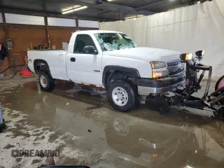2006 Chevrolet Silverado 3500 SRW Wrk Trk with VIN 1GCHK34U86E180299, listed as a Copart auction lot 44511315 with 307,551 mi miles and Clean Title. Bid and sale history available at carsss.com. Image 4.