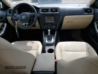 2011 Volkswagen Jetta SE с VIN 3VWDX7AJ7BM387480, выставлен на аукционе Copart как лот 55846375 с пробегом 182 669 миль миль и Чистый • Clean title. История ставок и продаж доступна на DreamBid. Изображение 8.