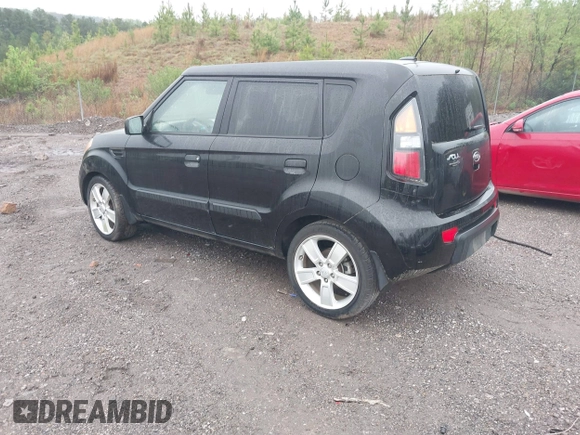 2010 Kia Soul + with VIN KNDJT2A24A7043661, listed as a IAAI auction lot 41981313 with 69,600 mi miles. Bid and sale history available at carsss.com. Image 3.