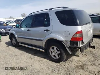 1998 Mercedes-Benz M-Class with VIN 4JGAB54E0WA044970, listed as a Copart auction lot 43999014 with 246,354 mi miles and Clean Title. Bid and sale history available at carsss.com. Image 2.