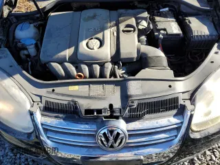 2005 Volkswagen Jetta 2.5L with VIN 3VWRG71K85M604697, listed as a Copart auction lot 42790635 with 179,281 mi miles and Salvage title. Bid and sale history available at DreamBid. Image 11.