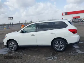 2020 Nissan Pathfinder SL z VIN 5N1DR2CM0LC608388, wystawiony jako IAAI lot #41822939 z przebiegiem 111 445 mil mil oraz . Historia ofert i sprzedaży dostępna na DreamBid. Obrazek 14.
