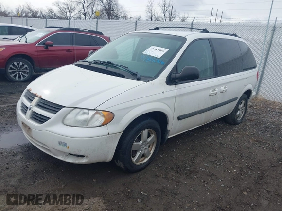 2005 Dodge Caravan SXT with VIN 1D8GP45R25B419604, listed as a IAAI auction lot 41788006 with 137,065 mi miles and . Bid and sale history available at DreamBid. Image 2.