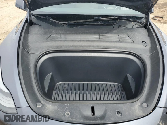 2023 Tesla Model Y Long Range z VIN 7SAYGDEE3PF884220, wystawiony jako Copart lot #52072605 z przebiegiem 44 996 mil mil oraz Czysty tytuł • Clean title. Historia ofert i sprzedaży dostępna na DreamBid. Obrazek 12.