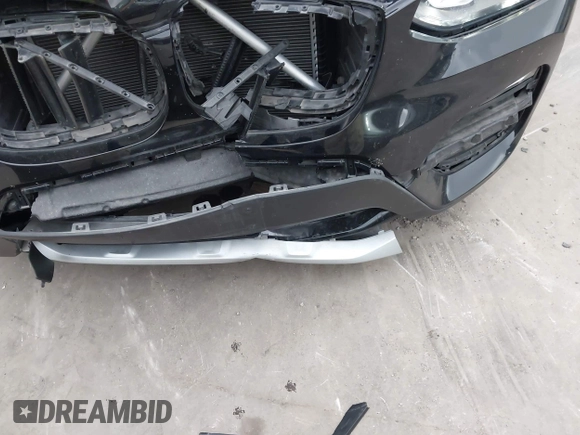 2018 BMW X3 xDrive30i with VIN 5UXTR9C52JLD59351, listed as a IAAI auction lot 42126069 with 30,806 mi miles and . Bid and sale history available at DreamBid. Image 18.
