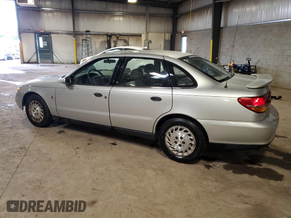 2002 Saturn LS z VIN 1G8JS54F32Y553699, wystawiony jako Copart lot #52019935 z przebiegiem 2513 mil mil oraz Szkody całkowita. Historia ofert i sprzedaży dostępna na DreamBid. Obrazek 2.