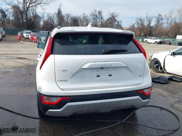 2024 Kia Niro EX Touring with VIN KNDCR3LE6R5186753, listed as a IAAI auction lot 41530365 with 19,816 mi miles. Bid and sale history available at carsss.com. Image 16.
