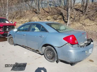 2007 Pontiac G6 1SV Value Leader with VIN 1G2ZF58B474193687, listed as a IAAI auction lot 41751844 with 185,093 mi miles. Bid and sale history available at carsss.com. Image 3.