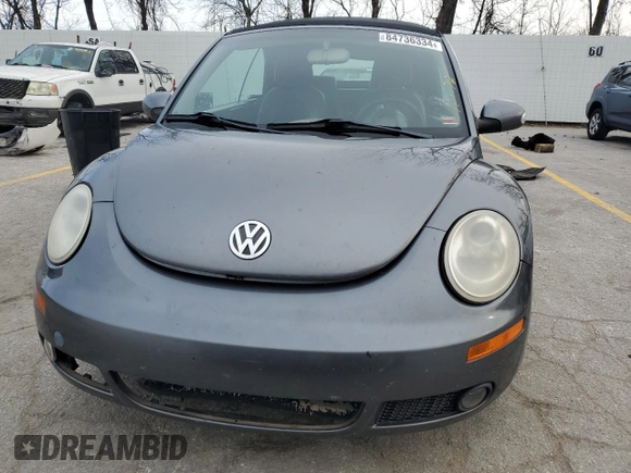 2006 Volkswagen Beetle with VIN 3VWPF31YX6M325955, listed as a Copart auction lot 84736334 with 21,672 mi miles and Clean title. Bid and sale history available at DreamBid. Image 5.
