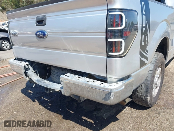 2014 Ford F-150 XL with VIN 1FTFW1CT3EKD12216, listed as a IAAI auction lot 42110775 with 140,673 mi miles. Bid and sale history available at carsss.com. Image 21.